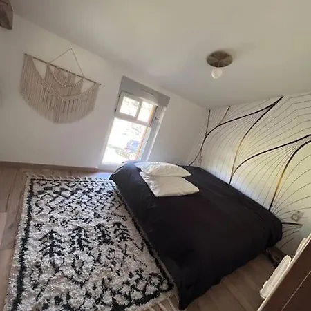 La Bergerie De Polly Holiday home *