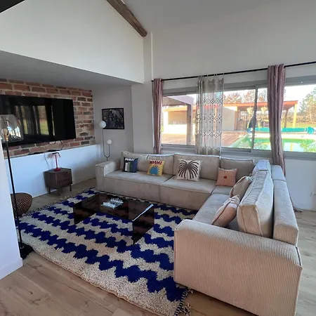 La Bergerie De Polly Holiday home *