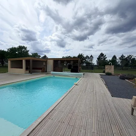La Bergerie De Polly Casa vacanze